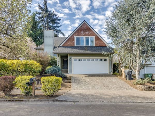 8530 SW DAKOTA DR, Tualatin, OR 97062