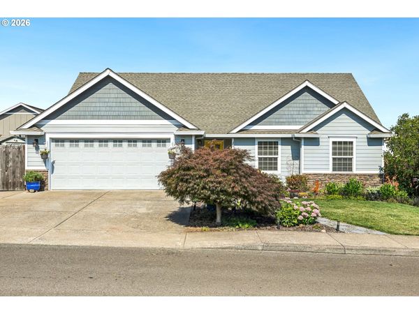 312 TROUT ST, Molalla, OR 97038