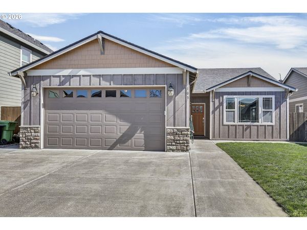 105 CHINOOK ST, Rainier, OR 97048