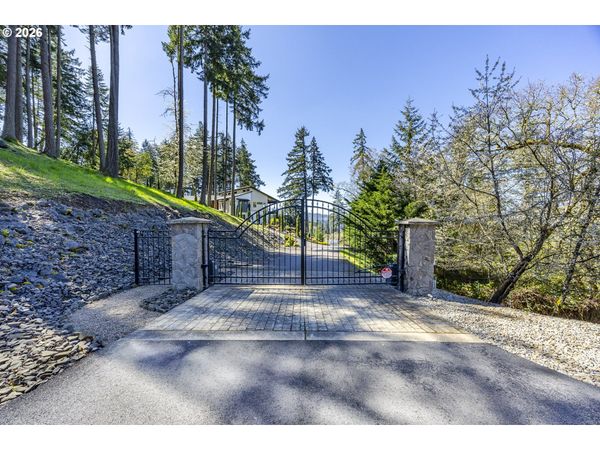 4048 EAGLE VIEW DR, Eugene, OR 97405