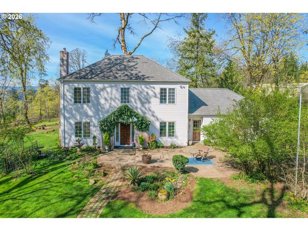 16000 NE CHEHALEM WAY, Hillsboro, OR 97123