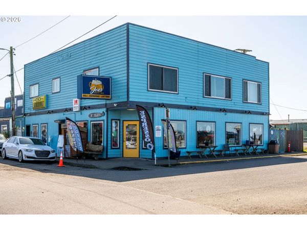 101 S MILLER ST, Rockaway Beach, OR 97136