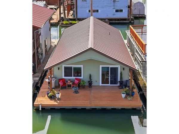 34326 JOHNSONS LANDING RD, Unit A-5, Scappoose, OR 97056