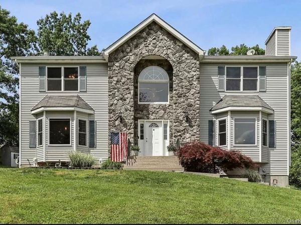 4 Clancy Farms Court , Stony Point, NY 10980