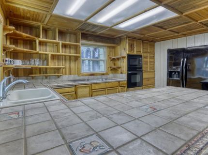 2104 West Way, South Lake Tahoe, CA 96150 Photo