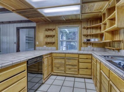 2104 West Way, South Lake Tahoe, CA 96150 Photo