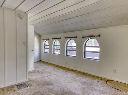 2104 West Way, South Lake Tahoe, CA 96150 Photo