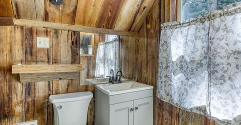 2104 West Way, South Lake Tahoe, CA 96150 Photo