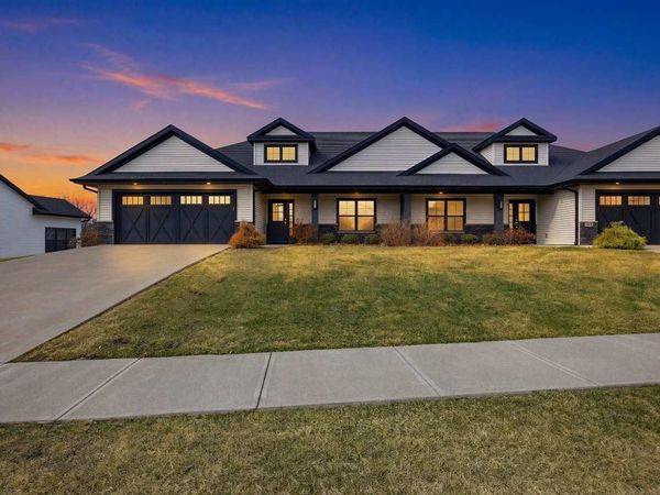 1003 Dubs Dr, Iowa City, IA 52246