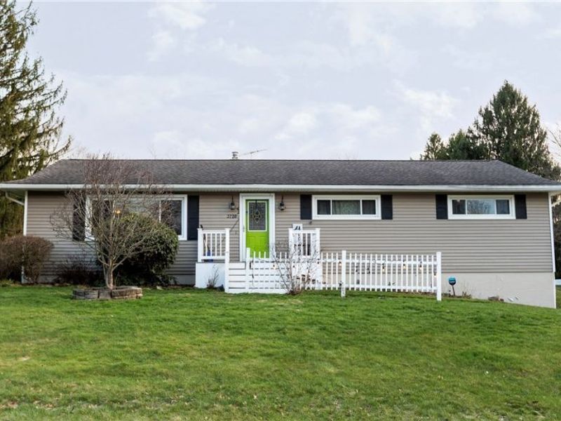 3720 Carl Street NW, Lake, OH 44685 Photo 1