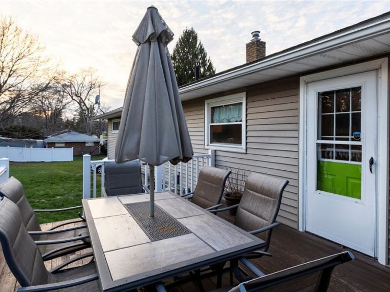 3720 Carl Street NW, Lake, OH 44685 Photo 22