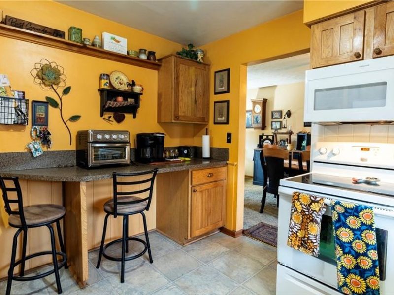 3720 Carl Street NW, Lake, OH 44685 Photo 5