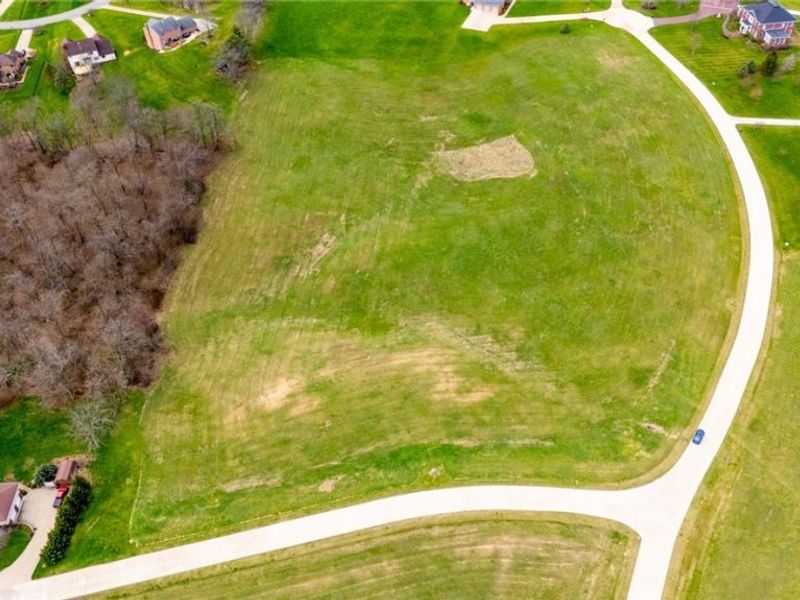 Oldefield Drive, Saint Clairsville, OH 43950 Photo 2