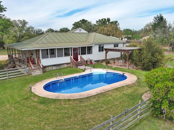 358 Lower Red Rock RD, Bastrop, TX 78602