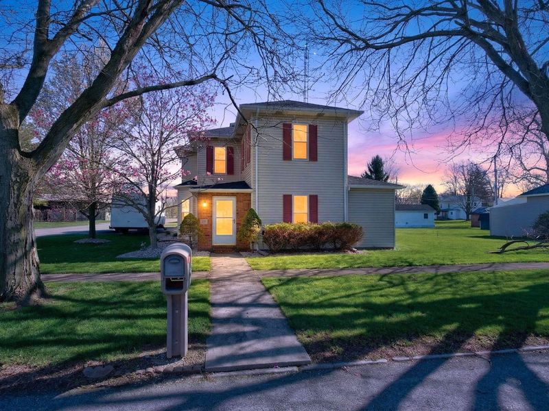 301 E Main Street, Belle Center, OH 43310 Photo 2