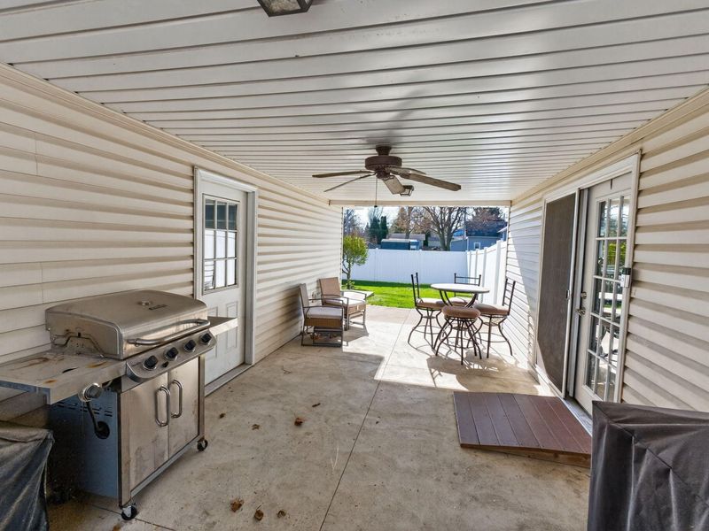 301 E Main Street, Belle Center, OH 43310 Photo 8