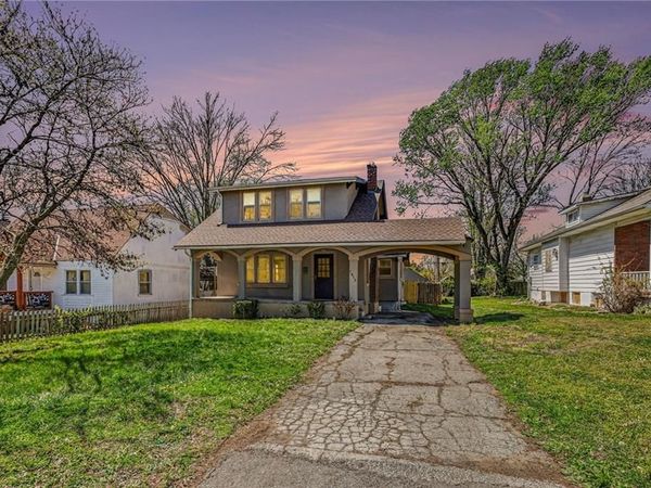 1812 S Hedges Avenue, Independence, MO 64052