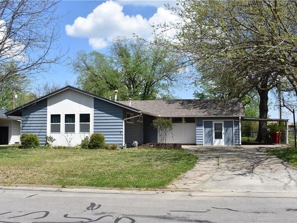 707 Normal Street, Pittsburg, KS 66762