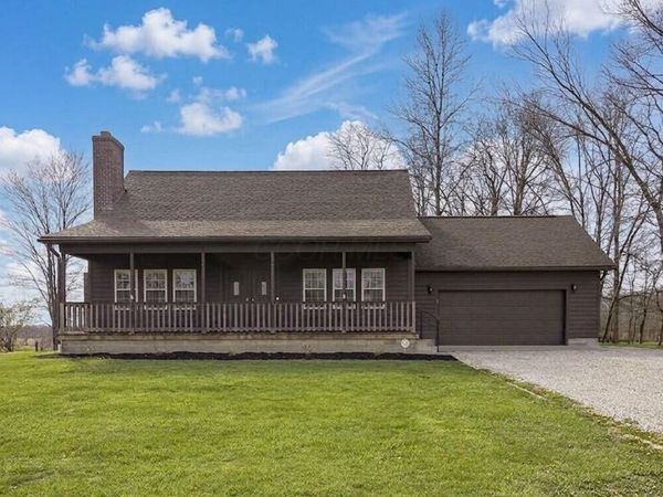 13841 Drury Road , Centerburg, OH 43011