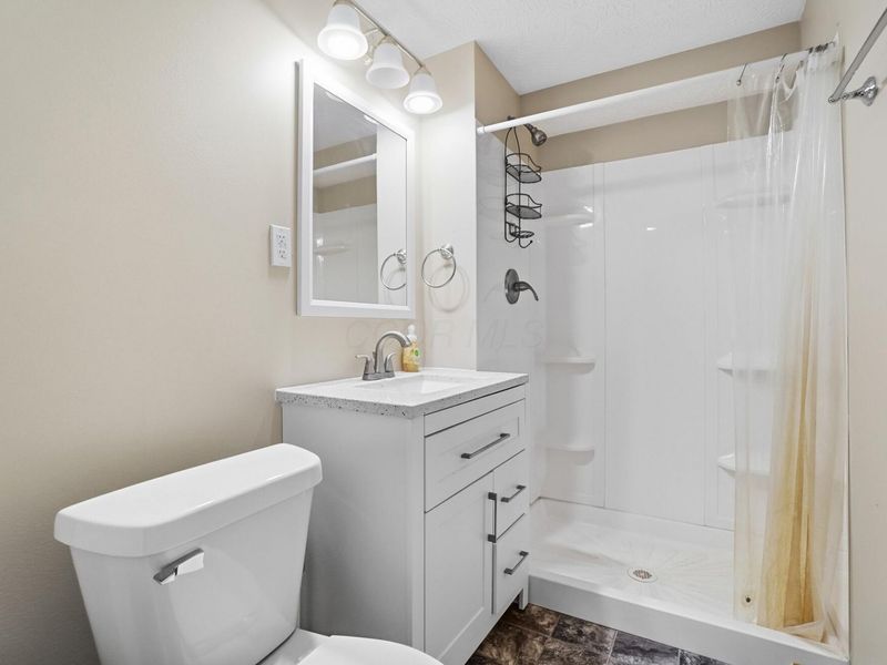 1220 Tedco Drive , Columbus, OH 43223 Photo 27