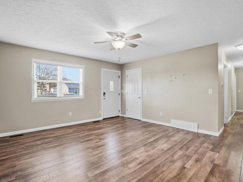 1220 Tedco Drive , Columbus, OH 43223 Photo 5