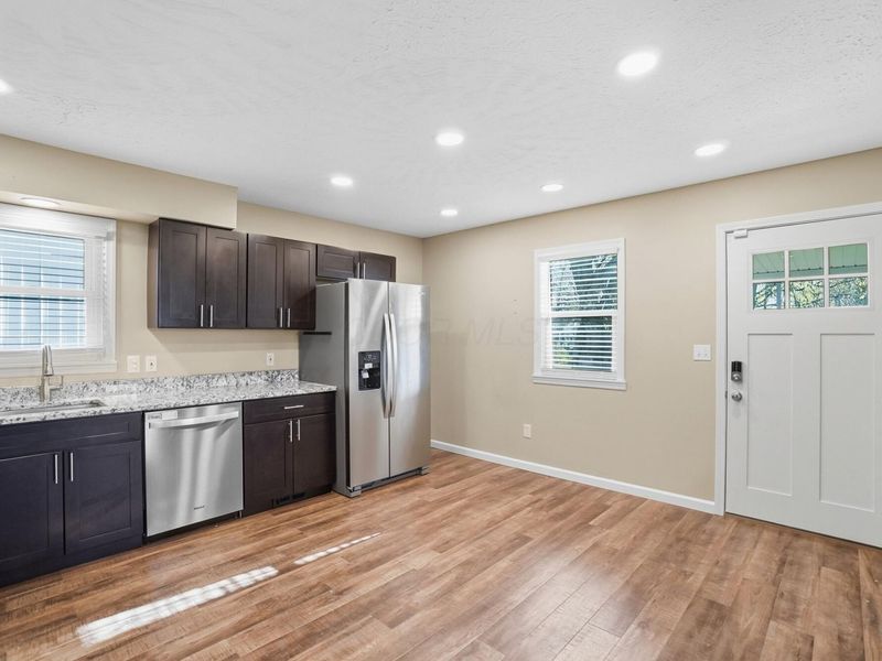 1220 Tedco Drive , Columbus, OH 43223 Photo 8