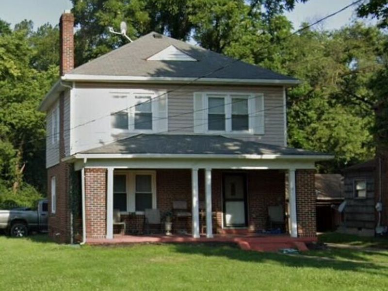 921 N Nelson Road, Columbus, OH 43219 Photo 1