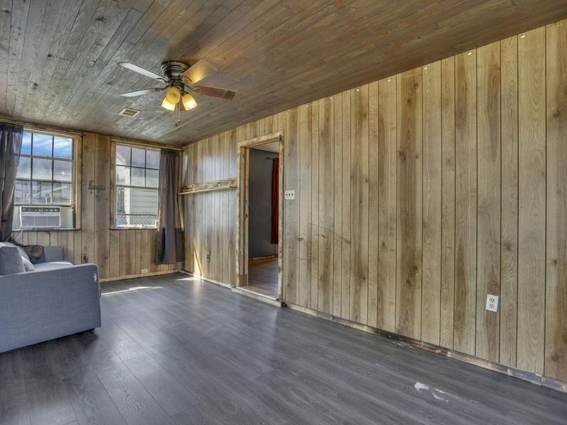 120 Hosack Street , Columbus, OH 43207 Photo 6