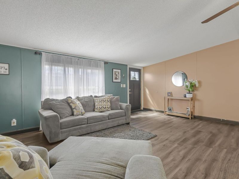 180 Rusty Rifle Road, Zanesville, OH 43701 Photo 11