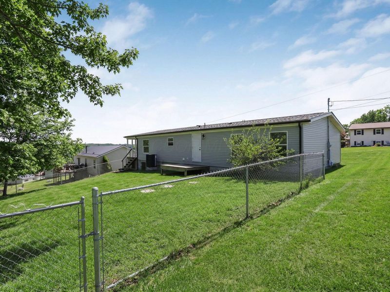 180 Rusty Rifle Road, Zanesville, OH 43701 Photo 35