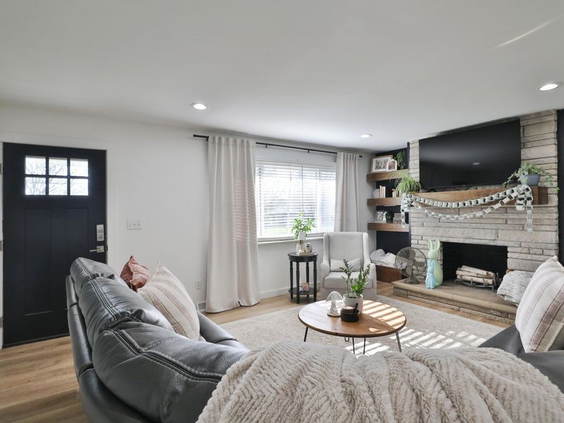 1167 Reed Circle Drive, Columbus, OH 43224 Photo 3