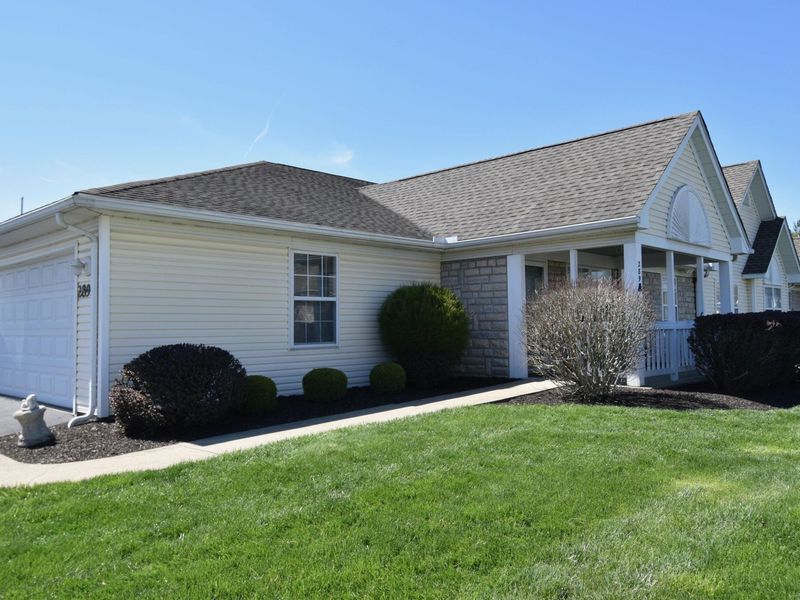 289 Goosepond Road, Unit A, Newark, OH 43055 Photo 2