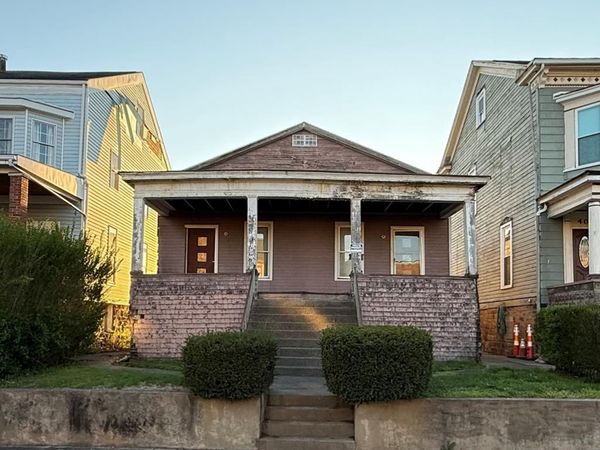 409-411 S Front St., Wheeling, WV 26003