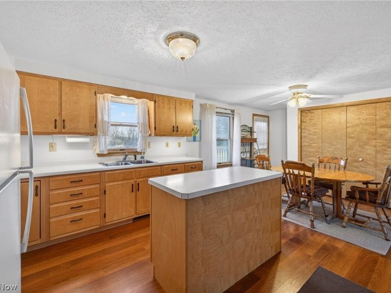 16801 Kinsman Road, Middlefield, OH 44062 Photo 11