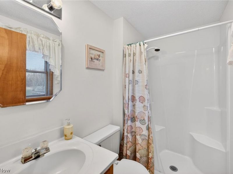 16801 Kinsman Road, Middlefield, OH 44062 Photo 24