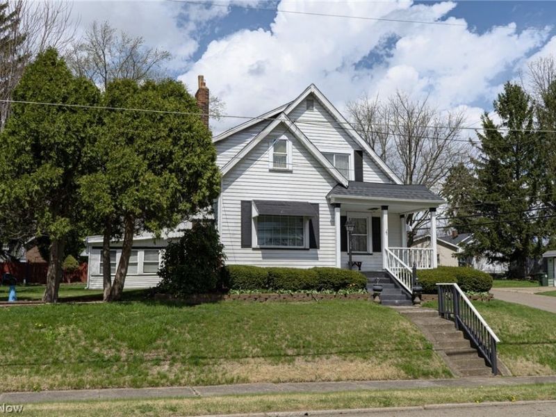 1529 23rd Street NE, Canton, OH 44714 Photo 2