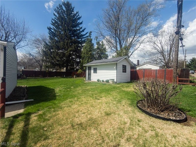 1529 23rd Street NE, Canton, OH 44714 Photo 5