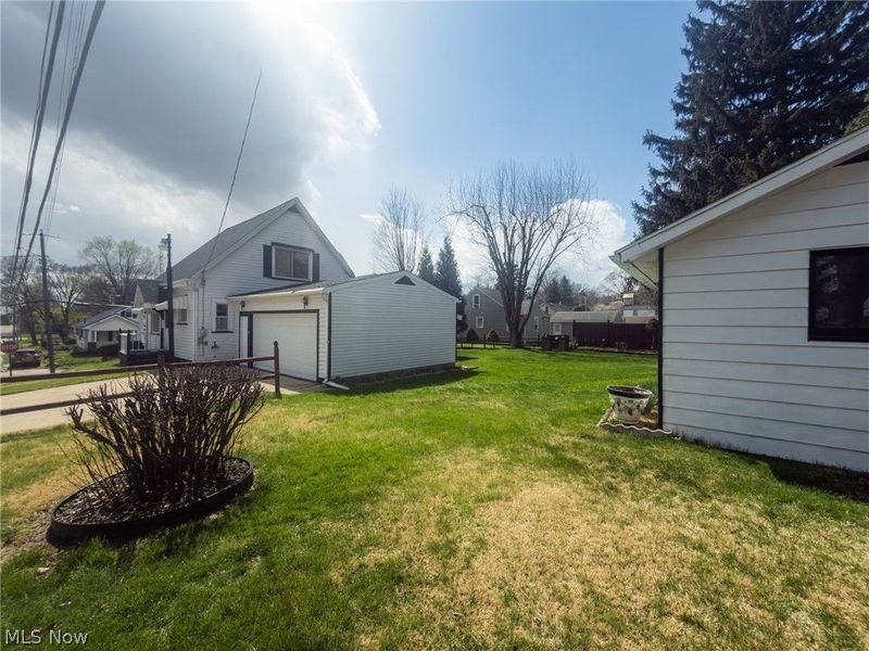 1529 23rd Street NE, Canton, OH 44714 Photo 8