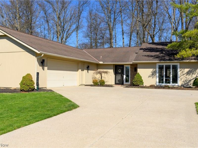 10483 Shale Brook Way, Strongsville, OH 44149 Photo 1