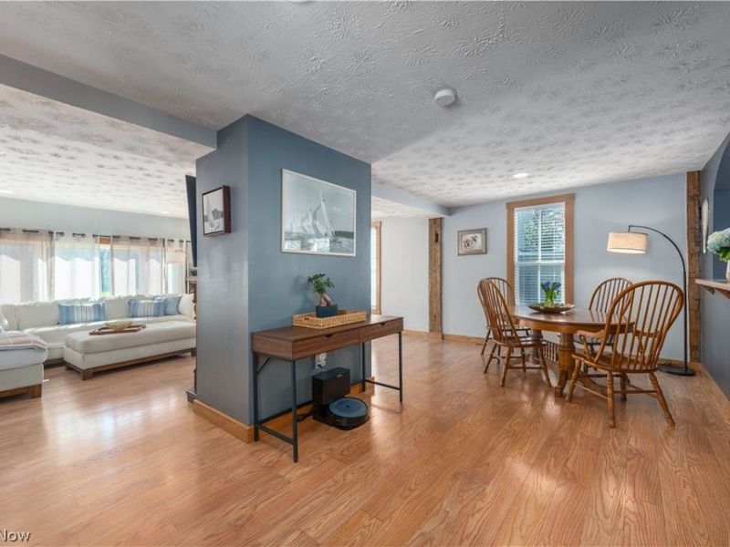 686 Perry Street, Vermilion, OH 44089 Photo 11