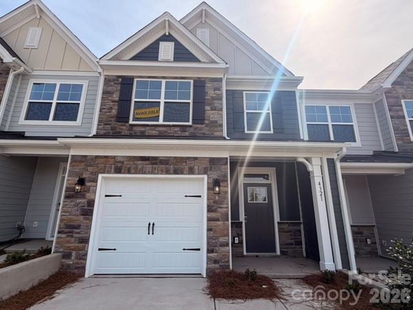 4321 Black Court , Harrisburg, NC 28075