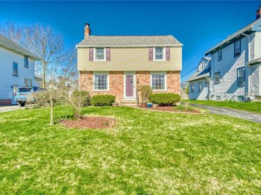 131 Sylvan Road, Rochester, NY 14618