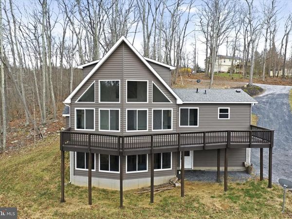 490 BLACK TWIG ROAD , LINDEN, VA 22642