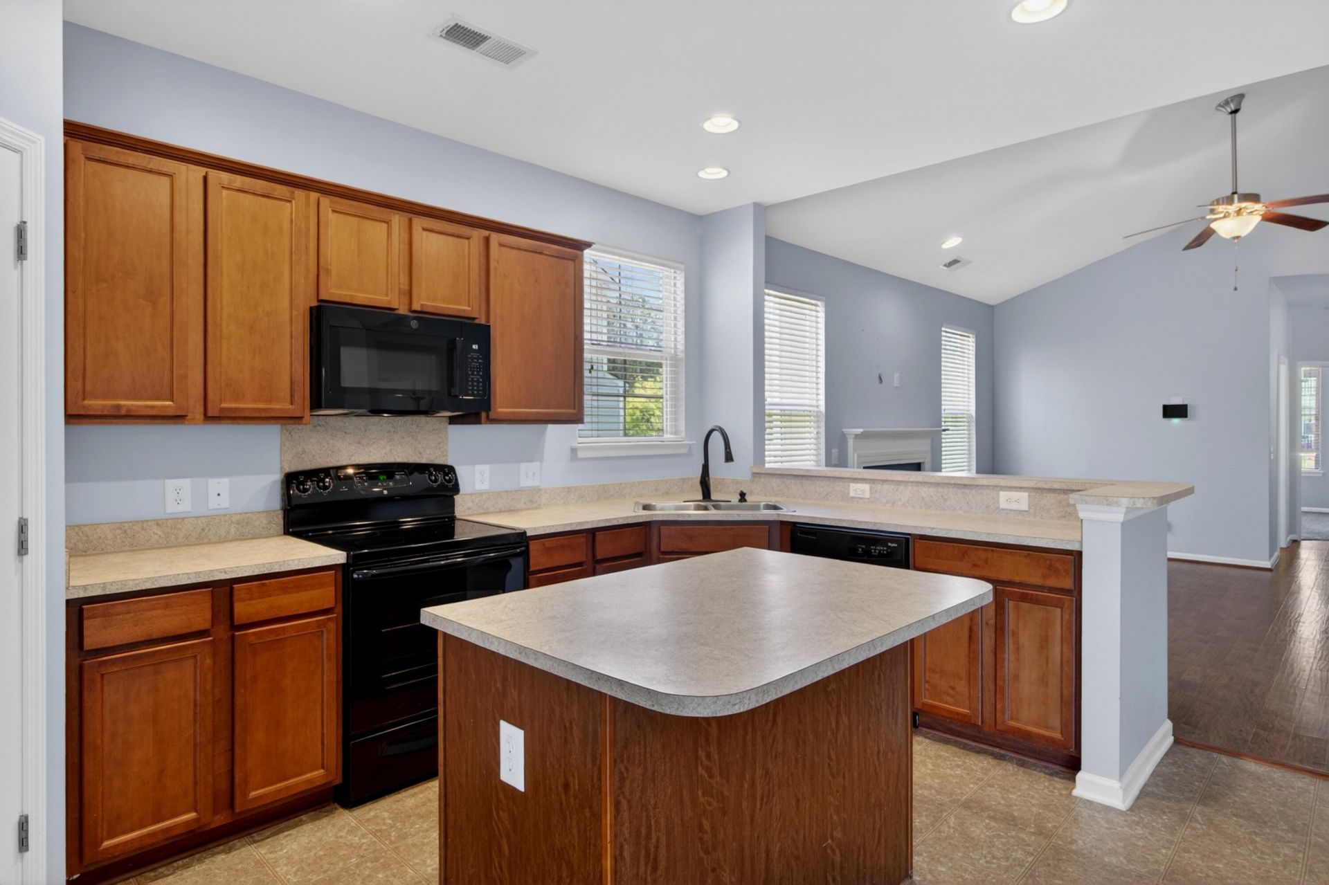 1002 Bridlewood Farms Parkway Photo 15