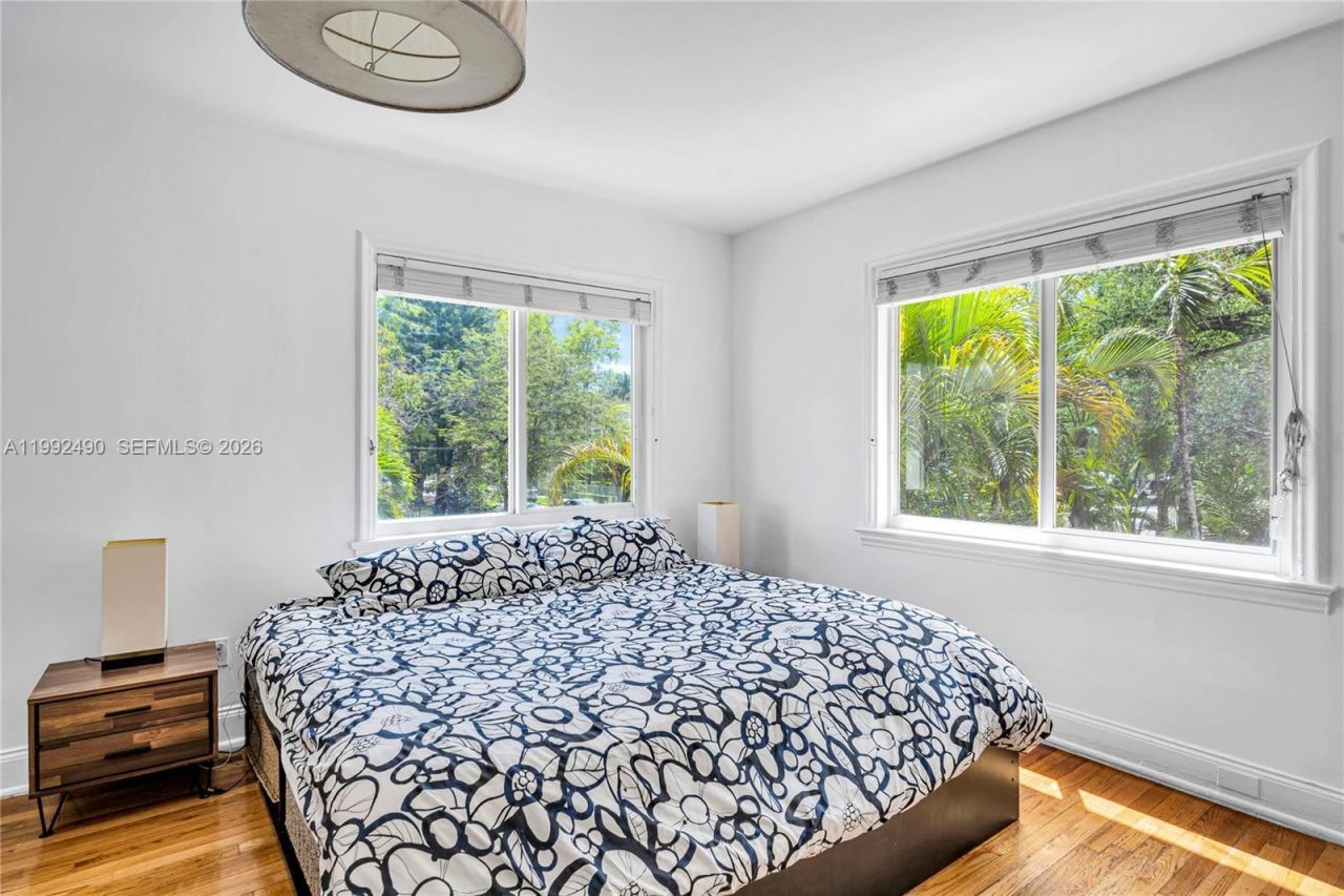 1601 SW 11th Ter, Miami, FL 33135 Photo