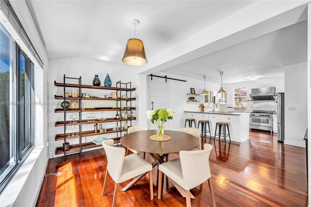 1601 SW 11th Ter, Miami, FL 33135 Photo