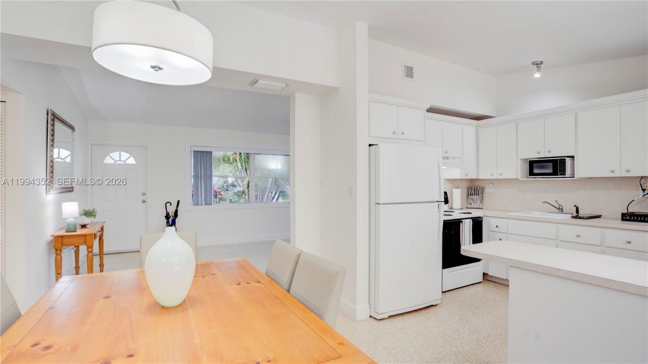 2905 SW 93rd Ct, Miami, FL 33165 Photo