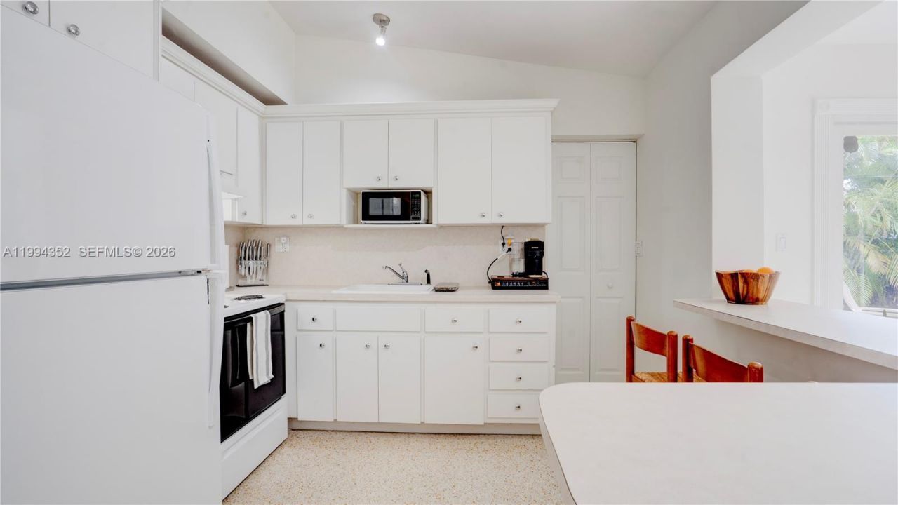 2905 SW 93rd Ct, Miami, FL 33165 Photo