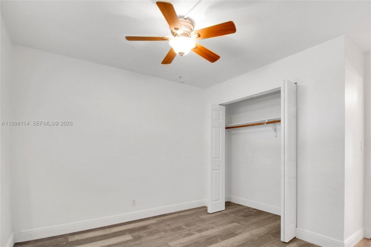 1125 NE 16th Pl, Unit 208, Fort Lauderdale, FL 33305 Photo