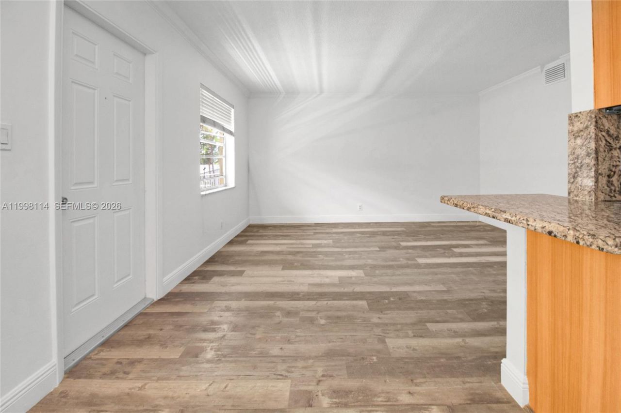 Please Call For Address, Unit 208, Fort Lauderdale, FL 33305 Photo